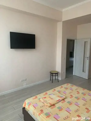 Sc închiriaza pe peroada Untold ap cu 3 cam în centru   - imagine 2
