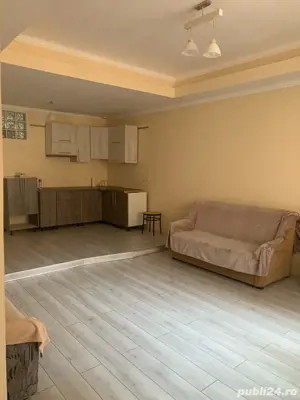 Sc închirieză în regim hotelier Ap în centru