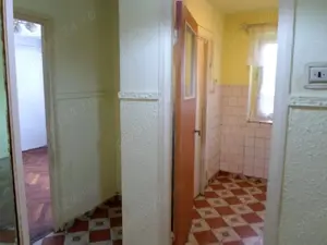 Apartament 3 camere decomandat de vanzare in Ploiesti, Cina, Fara comision - imagine 7 Apartament 3 camere decomandat de vanzare in Ploiesti, Cina, Fara comision - imagine 7