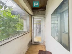 Casă tradiţională cu anexe în ODVOŞ, comuna Conop. - imagine 5