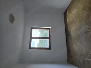 Vând apartament 3 canere intrari separate in Hunedoara  - imagine 6