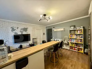 Apartament 3 camere, 64,3 mp + balcon, 2 băi | Mobilat modern – zona Vivo - imagine 3