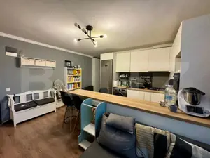 Apartament 3 camere, 64,3 mp + balcon, 2 băi | Mobilat modern – zona Vivo - imagine 5