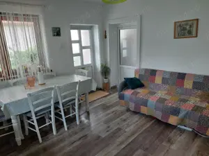 Vând casă cu curte în Almașu Sec. - imagine 8