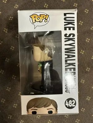 Figurina Funko POP! Star Wars - Luke Skywalker, with Grogu 482 - imagine 3