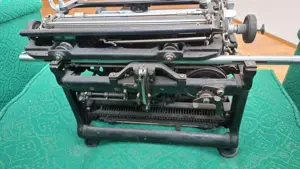 Mașină de scris