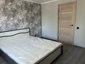 Garsoniera de inchiriat in zona Astra