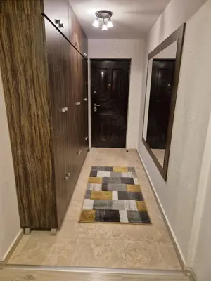 Apartament cu trei camere de închiriat, zona liniștită  - imagine 5