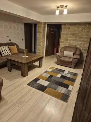 Apartament cu trei camere de închiriat, zona liniștită  - imagine 4