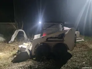 vand sau inchiriez bobcat thomas T133 - imagine 2