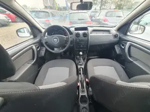 Dacia Duster 2016 1.2 Tce 125 Cp 4WD - imagine 5 Dacia Duster 2016 1.2 Tce 125 Cp 4WD - imagine 5