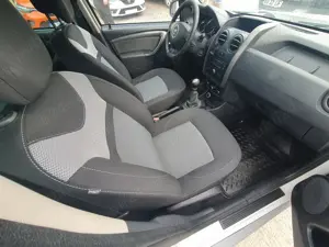 Dacia Duster 2016 1.2 Tce 125 Cp 4WD - imagine 7 Dacia Duster 2016 1.2 Tce 125 Cp 4WD - imagine 7