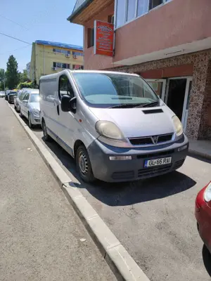 Opel Vivaro - imagine 2