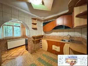 Mazepa 2, zona Parcului Viva, 3 decomandate, parter