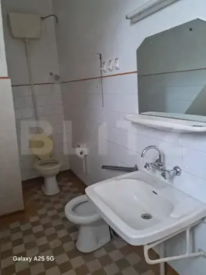 Casa renovabila, 3 camere in zona Centrala - imagine 14