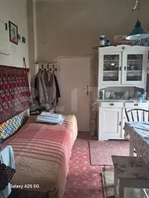 Casa renovabila, 3 camere in zona Centrala - imagine 9