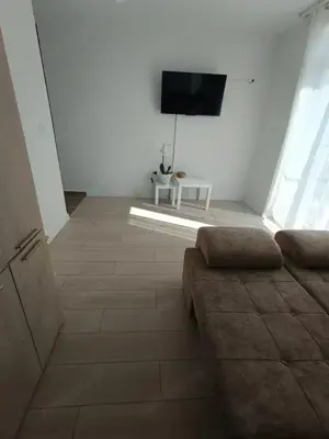 Apartament 1 camera decomandat plus pod centrala proprie Zona Giroc - Calea Urseni