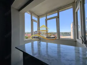 Apartament 3 camere, etaj intermediar, zona Narcisa