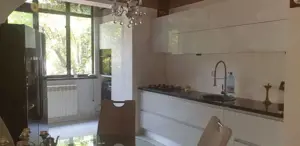 Apartament 3 camere de vanzare – Tiglina 2, stradal, renovat complet