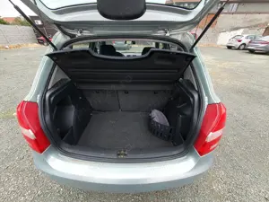 Skoda Fabia 1.2HTP, facelift 2010 - imagine 6