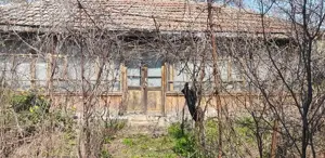 Casă și teren în comuna Vâlcele sat Olteni