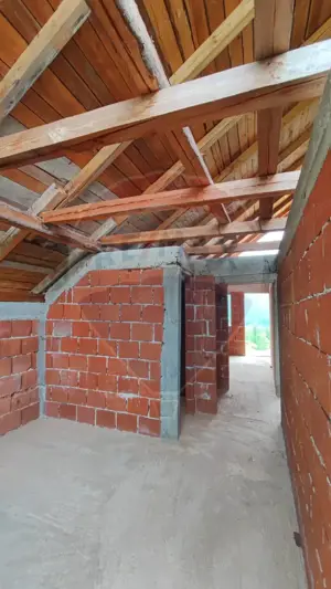 Casă de vacanta cu 6 camere de vanzare Suncuius - imagine 13