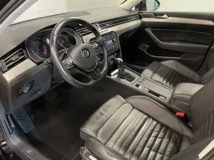 Volkswagen Passat - imagine 5