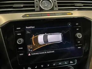 Volkswagen Passat - imagine 14