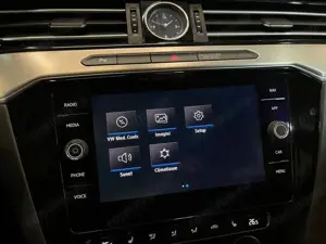 Volkswagen Passat - imagine 19