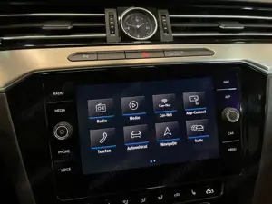 Volkswagen Passat - imagine 18