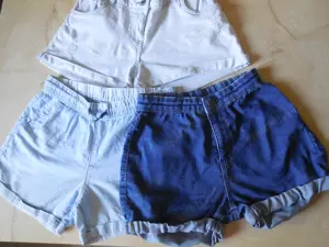Lot pantaloni scurti pentru fete 12 - 14 ani