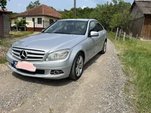    Mercedes c250 - imagine 4