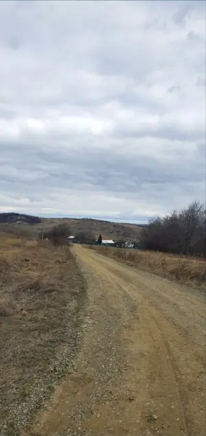 Vând teren intravilan  - imagine 7