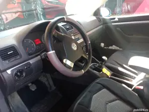 vind sau schimb vw golf 5 1900 tdi 