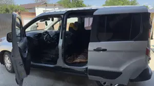 Ford Transit connect - imagine 3