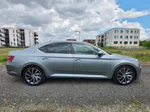 Skoda Superb 2.0 TDI 4X4 DSG Style