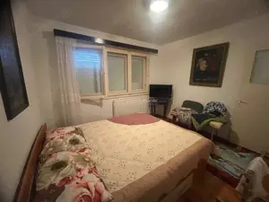 Caransebes, 4 Cam., Dec., Et., 2, Zona Nord - imagine 6