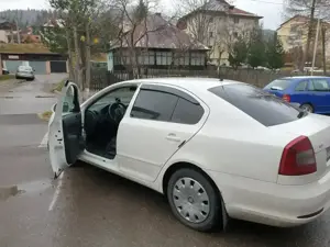 skoda octavia 2 facelift - imagine 5 skoda octavia 2 facelift - imagine 5