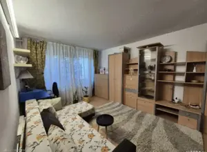 Apartament 1 cameră decomandat Zona Complexul Studențesc 
