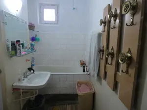 Vând apartament 2 camere  - imagine 5