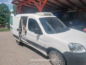 Masina frigorifica -20 C, 12V si 220 V