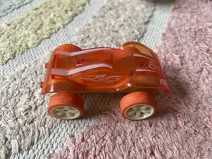 masinuta Hape din lemn si plastic