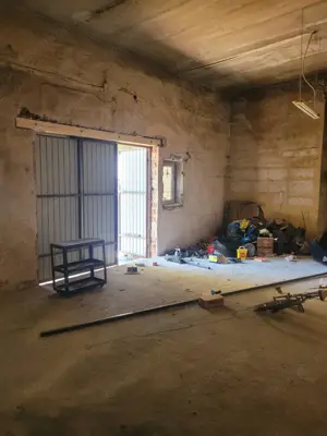 Închiriez spațiu depozitare sau service - imagine 4