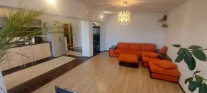 Energiei-3 camere decomandate 77 mp + mansarda locuibila 55 mp - imagine 2