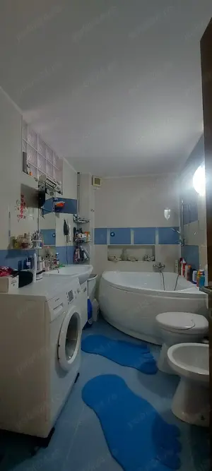 Energiei-3 camere decomandate 77 mp + mansarda locuibila 55 mp - imagine 9