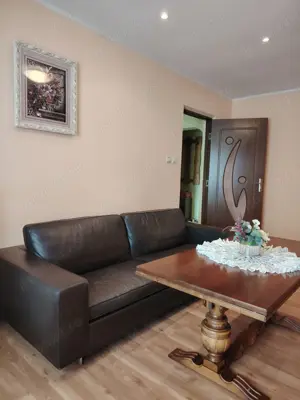 Apartament 2 camere, ultracentral, liber la vânzare  - imagine 2