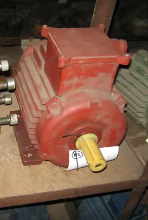 Motor electric trifazat - imagine 2