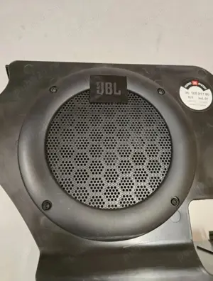Subwoofer auto JBL + magazie cd-uri  - imagine 2