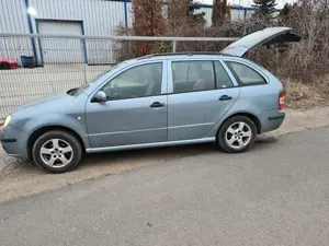 SKODA FABIA Combi, 1.2 HTP benzina, numai 84000km, an 2006 - imagine 6