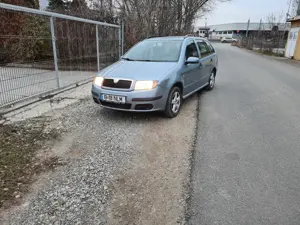 SKODA FABIA Combi, 1.2 HTP benzina, numai 84000km, an 2006 - imagine 8